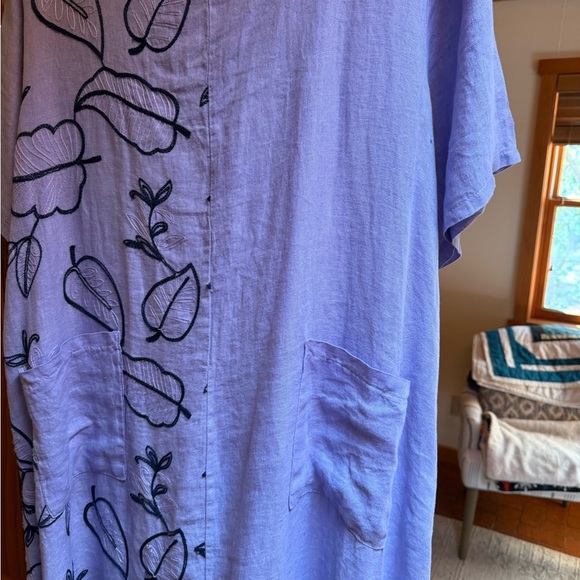 Fun Italian midi purple XL  dress w floral embroidery and pockets - Picture 6 of 11